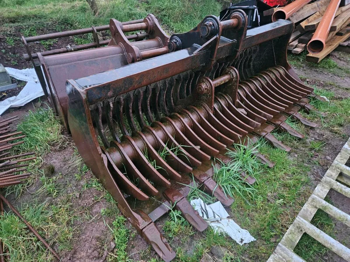 7ft tighe riddle bucket - Image 1