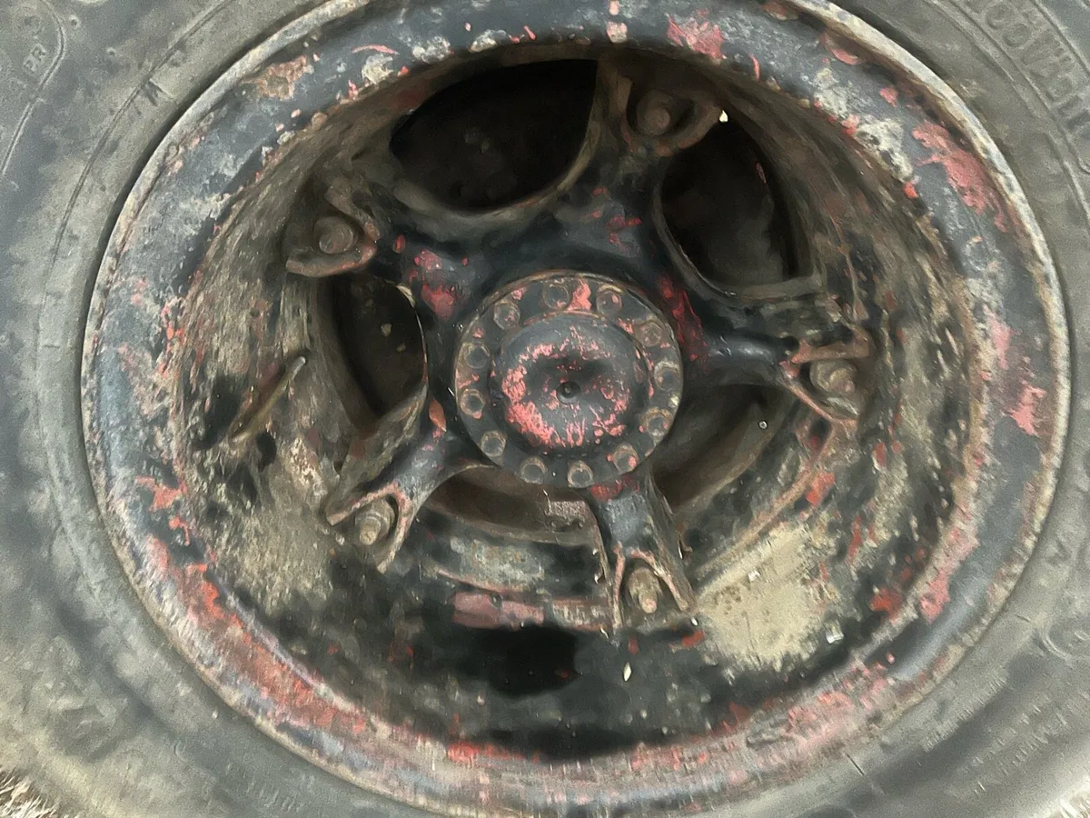 Bale/flat trailer - Image 4