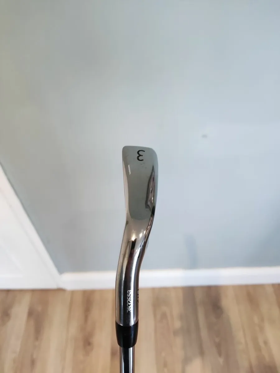 Titleist 3 Iron Left Handed - Image 2