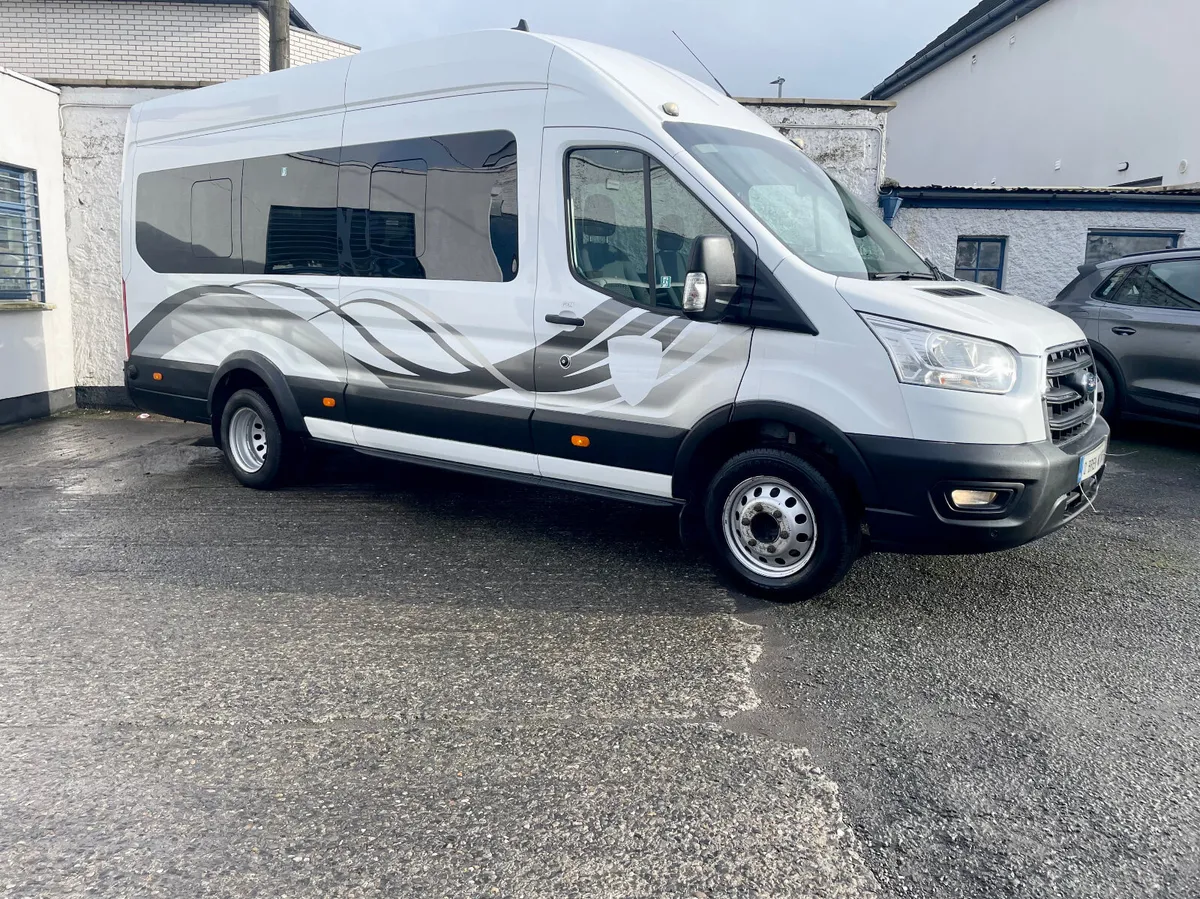 Ford Transit 460 Trend 2.0TDCI 130BHP 17 Seat,2019 - Image 2
