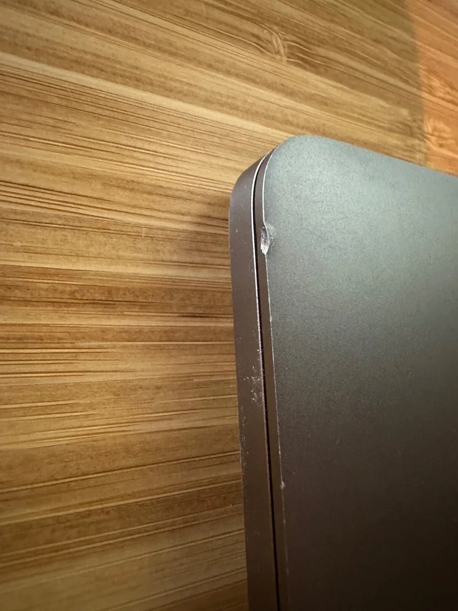 MacBook Pro Intel i7 - Image 3