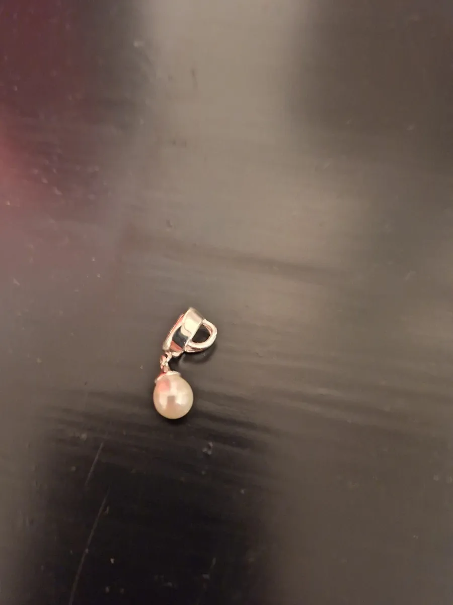 Newbridge silverware drop pearl pendant - Image 2