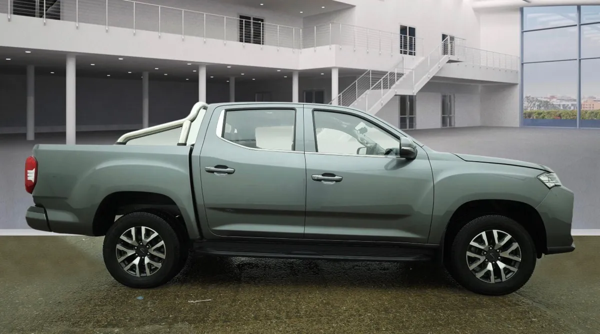 2023 Maxus T90EV Elite Crewcab 88Kwh - Image 3