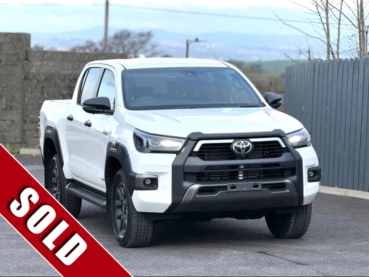 Toyota Hilux BRAND NEW 2026 Toyota Hilux INVINCIBL - Image 4