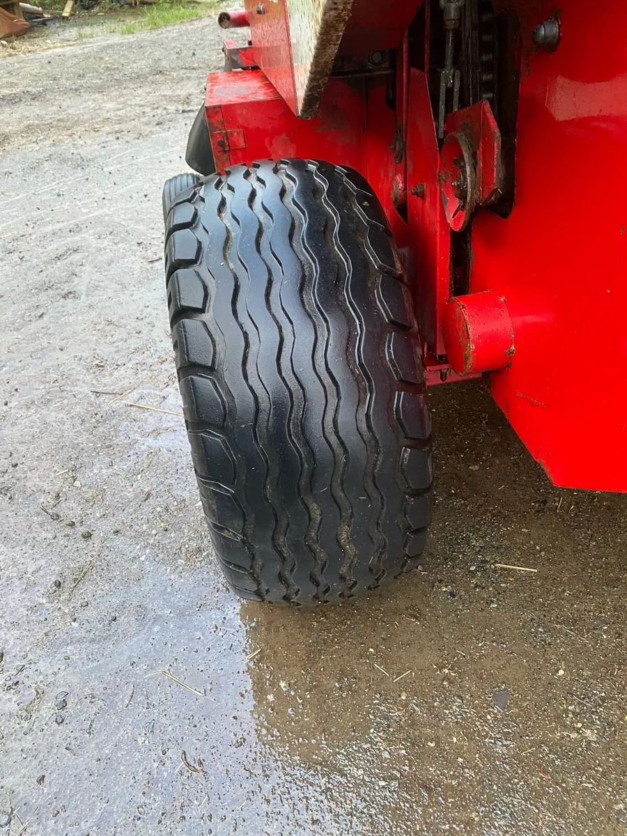 Welger RP 200 Master round bailer - Image 2