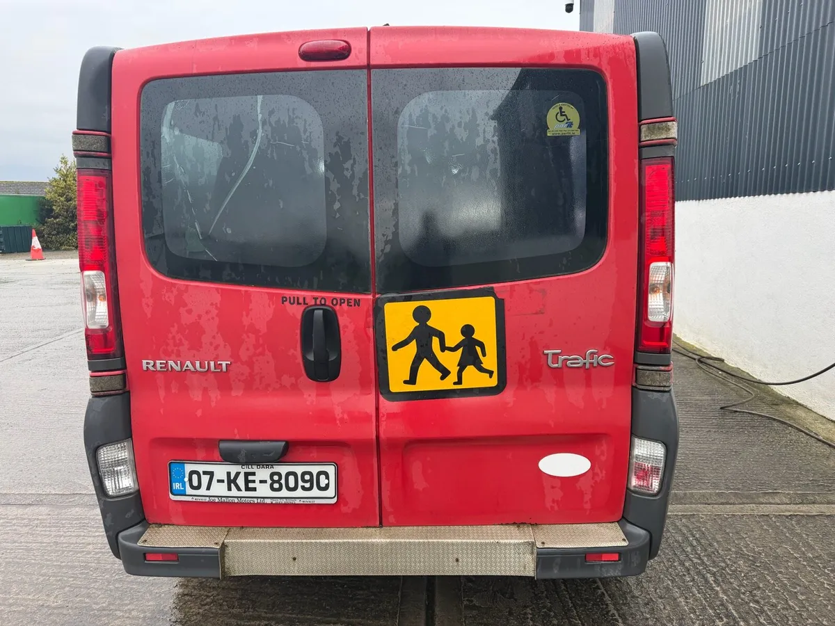 9 seater 2007 reg Nct 09,26 - Image 2