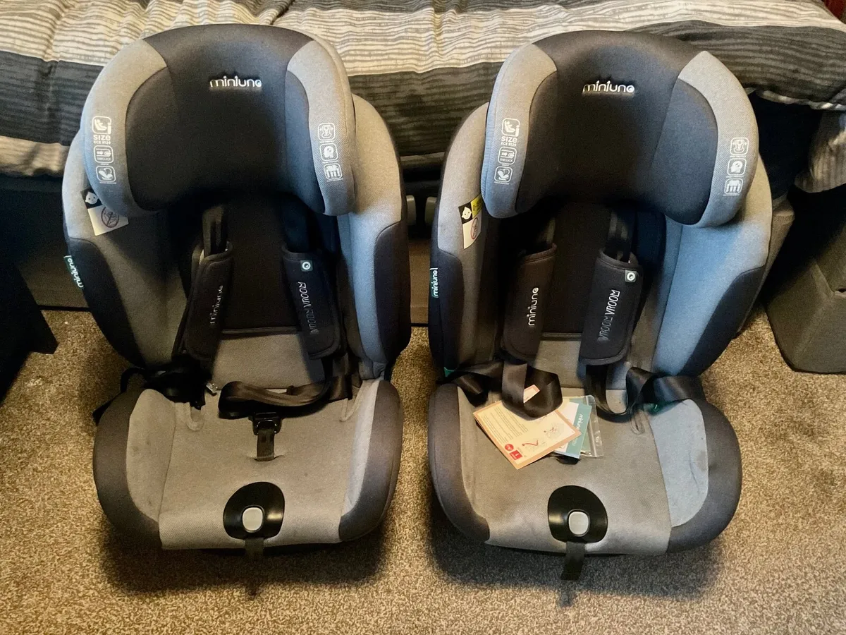 Child car seats