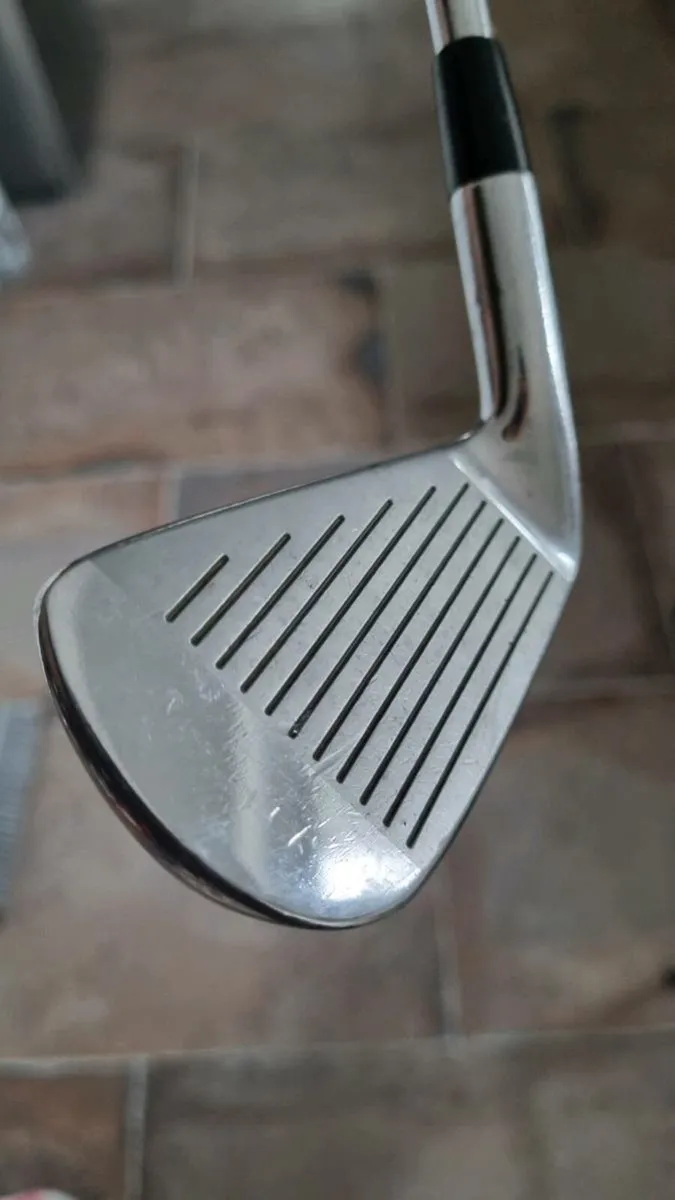 Mizuno Golf Club Irons - good condition - Image 3