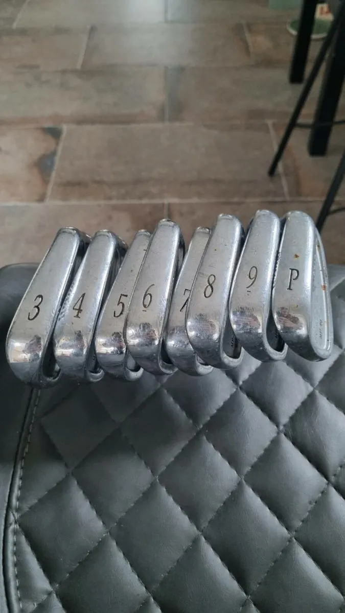 Mizuno Golf Club Irons - good condition - Image 4