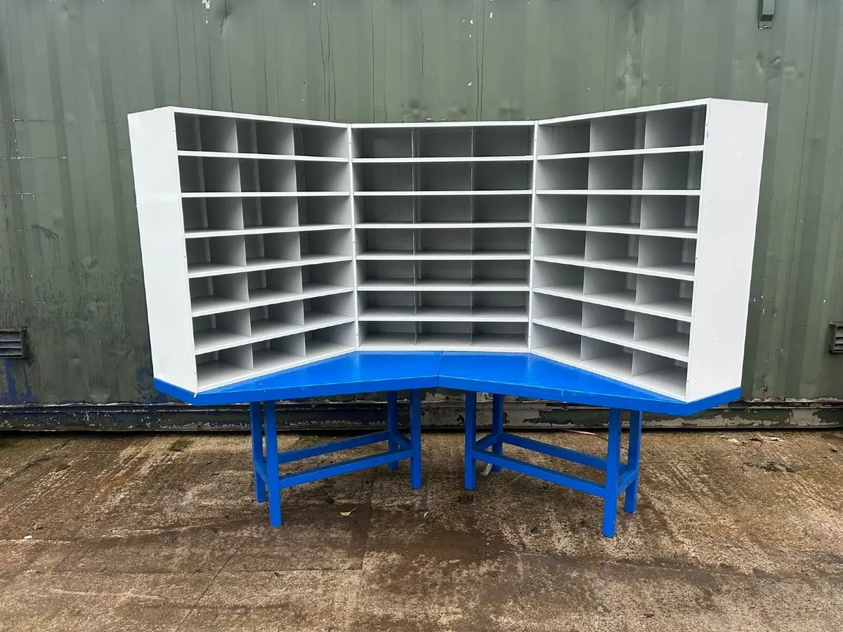 Heavy duty work bench - Image 2