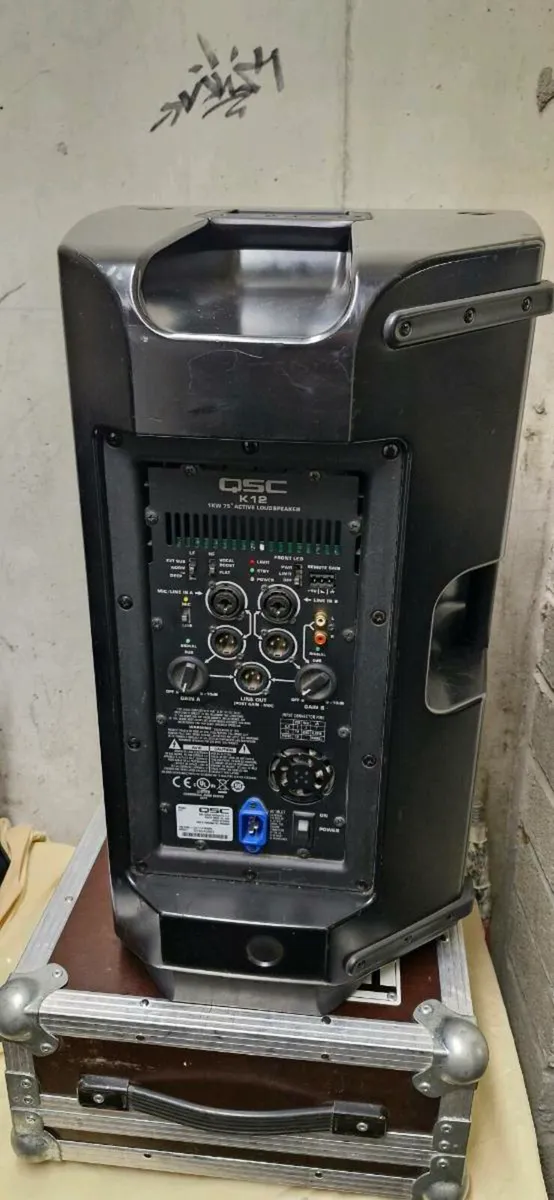 QSC K12 1000 watt active speaker - Image 1