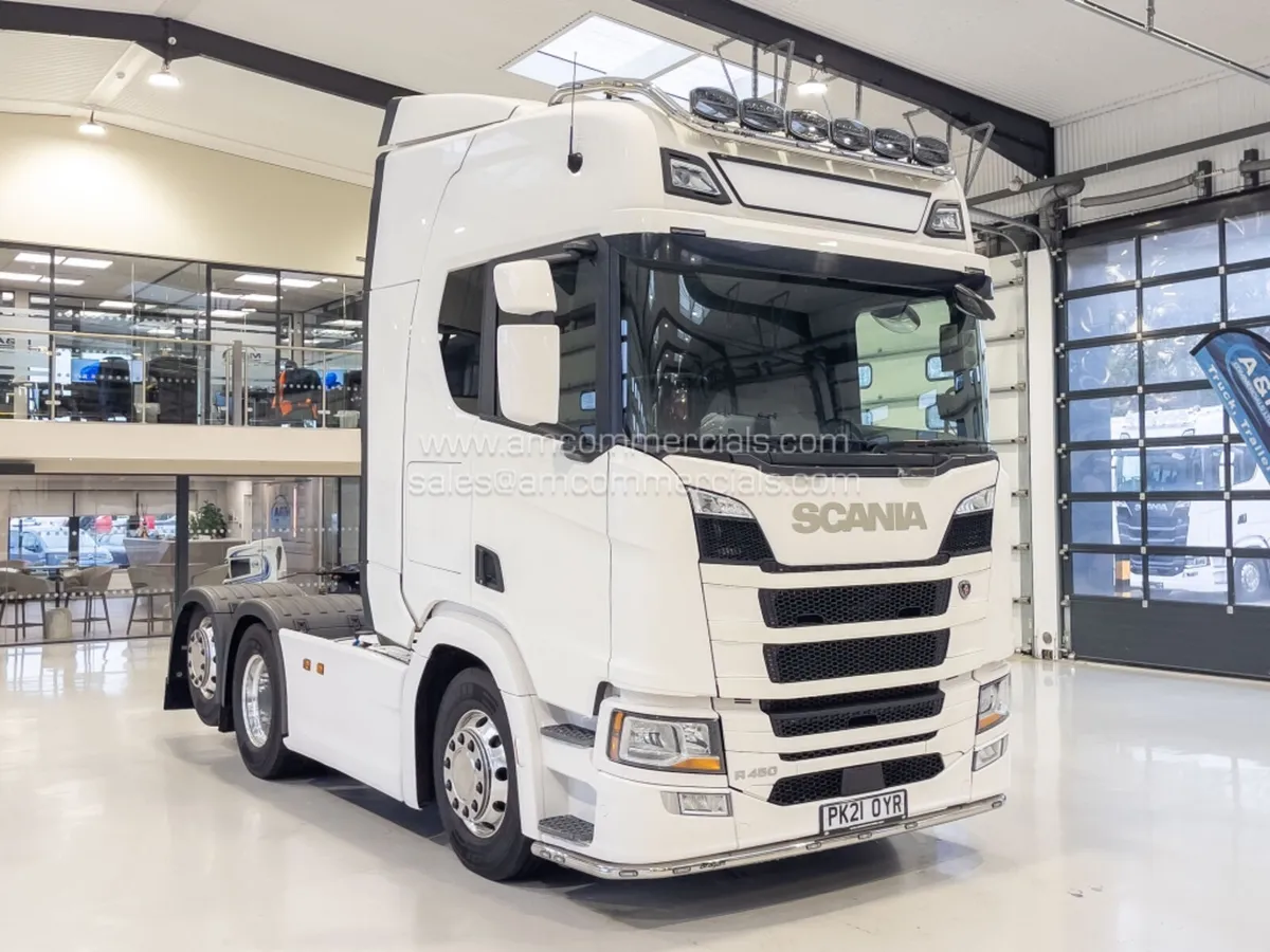 2021 (21) SCANIA R450 6X2 TAG HIGH CAB - Image 1