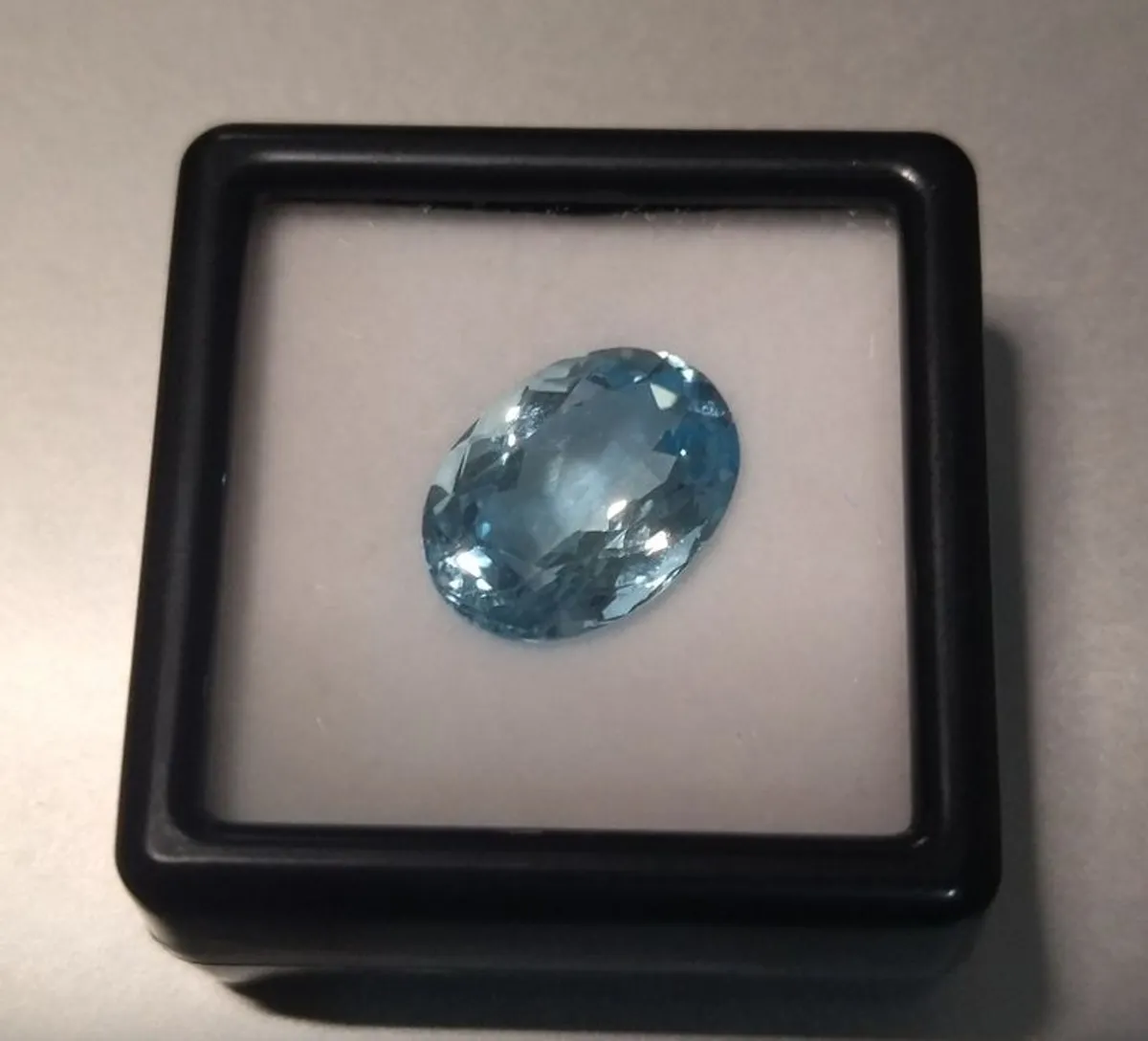 4 ct, Natural Oval Cut, Aquamarine Gemstone , Certified, Eye, - Image 1
