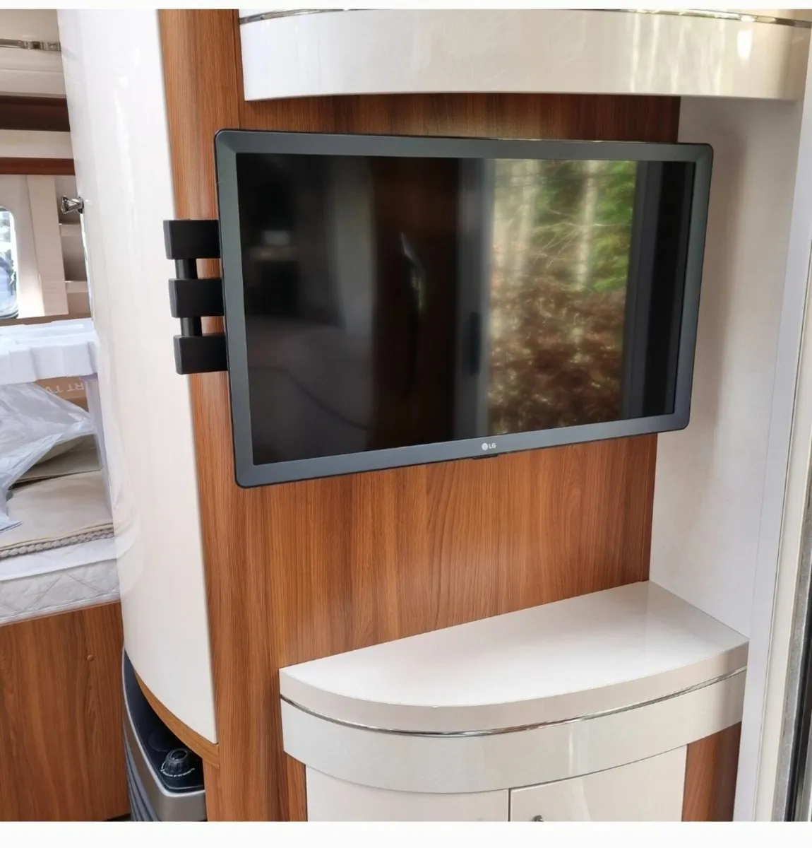 Caravan Hobby - Image 3