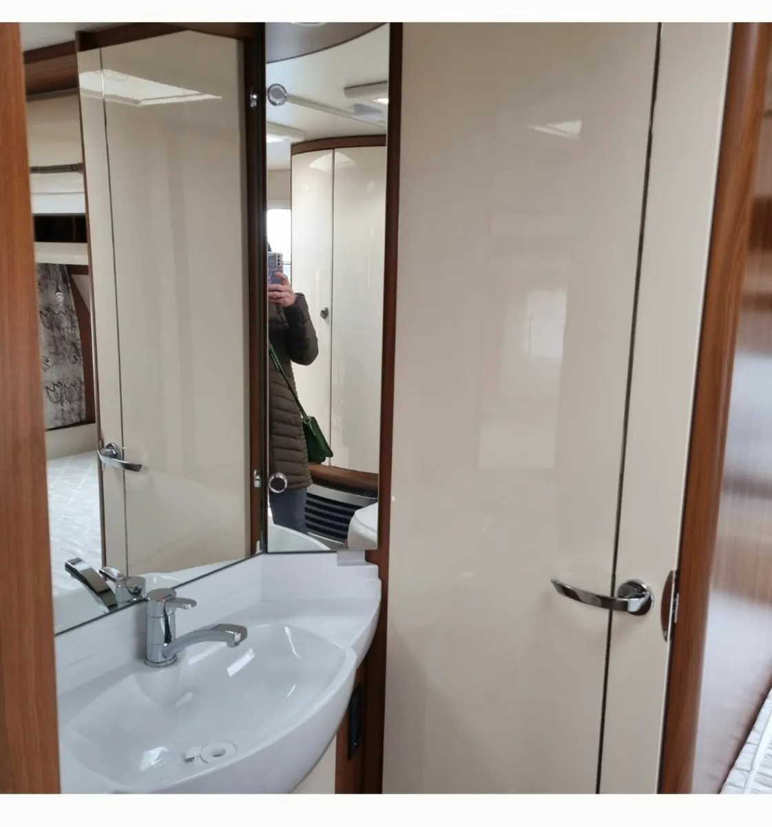 Caravan Hobby - Image 4