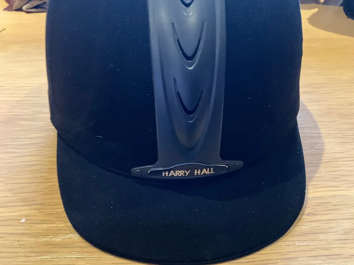 Harry Hall Legand Riding Hat Size 60/7-3/8th - Image 2
