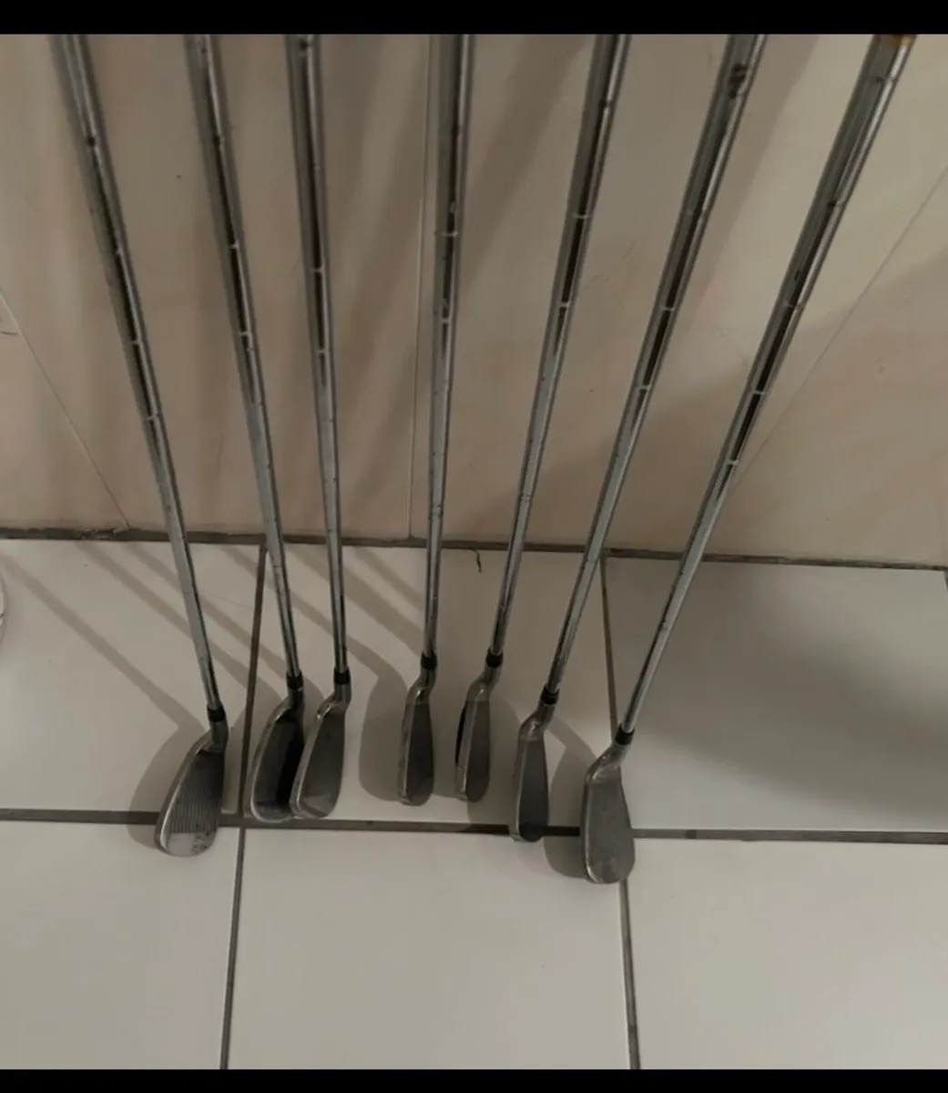 Wilson staff d100 golf irons - Image 2