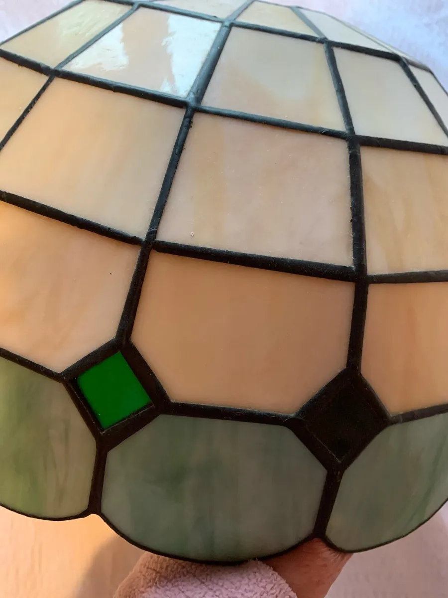 Tiffany Lamp Shade - Image 2