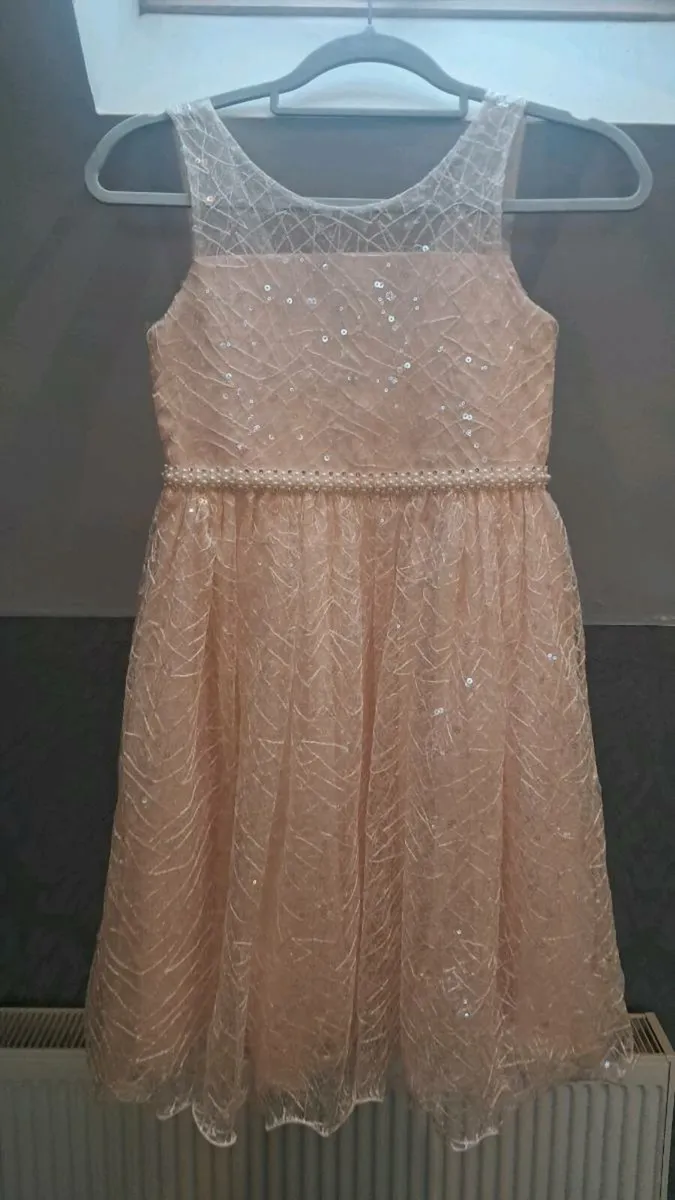 Teen girls dress - Image 1