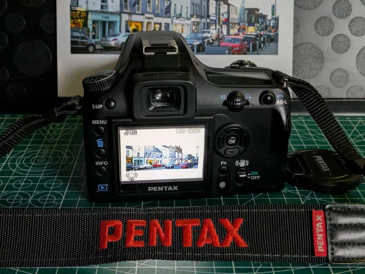 Pentax K100D Super DSLR camera CCD🌈 - Image 3