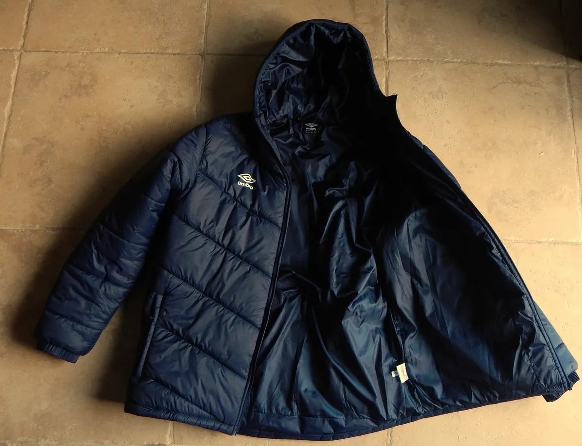 Waterford Football Club Navy Umbro Padded Jacket - Image 3