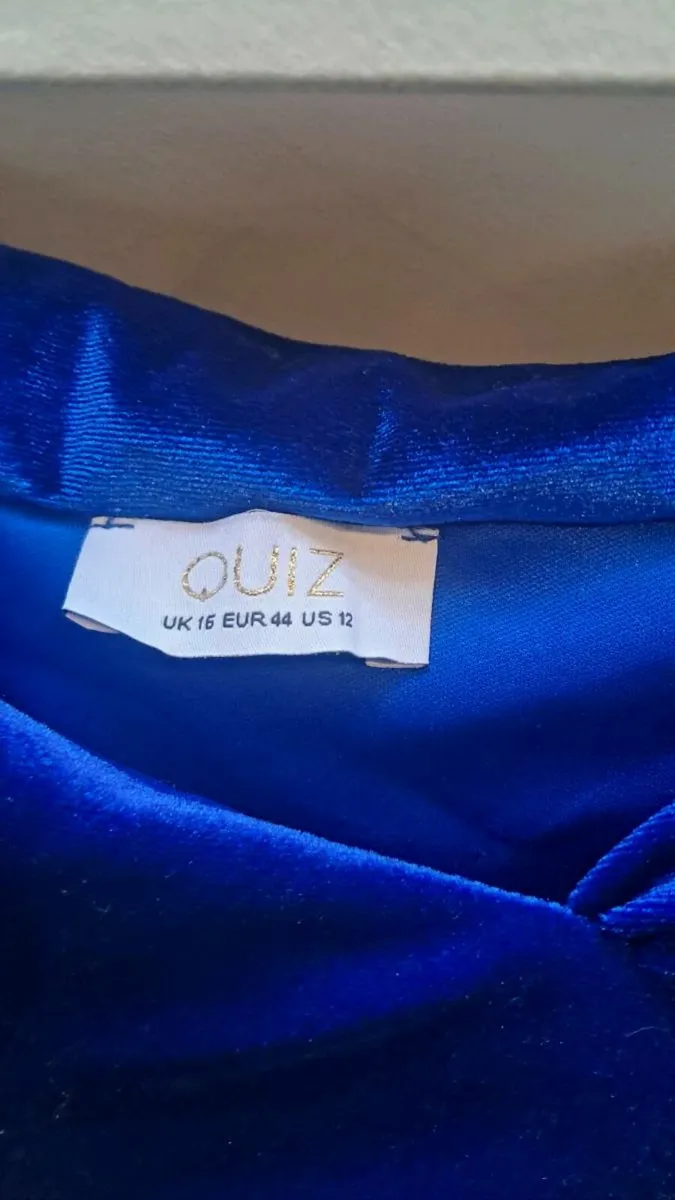 Full length dress - Image 2