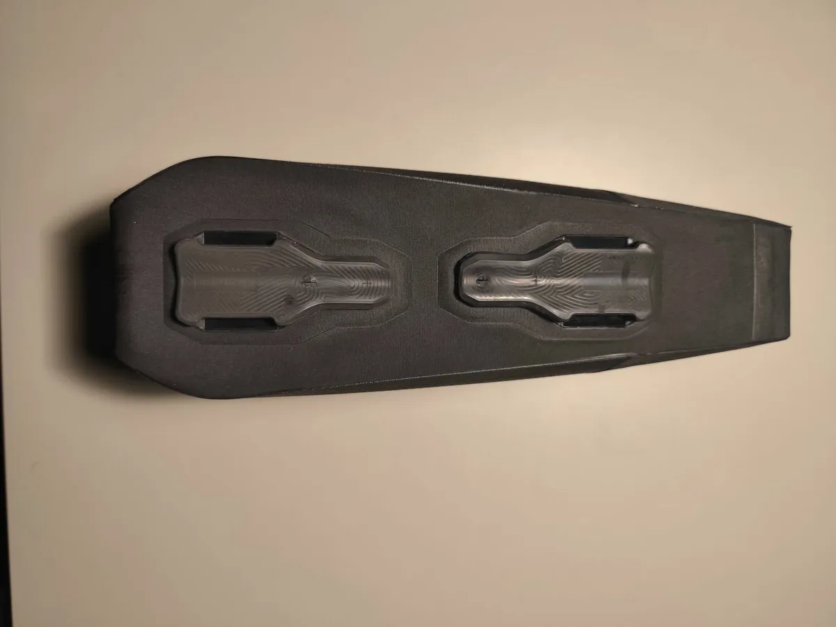 Tailfin Top Tube Bag – 1.5L Zip - Image 2