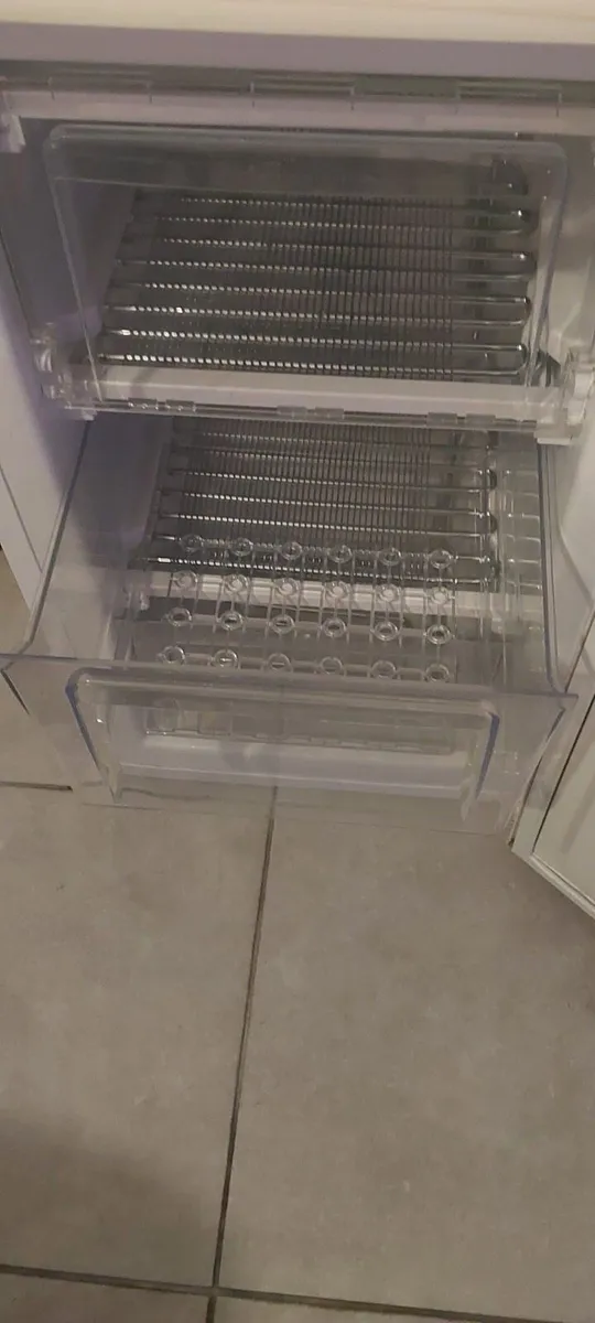 Under counter fridge freezer - Image 1
