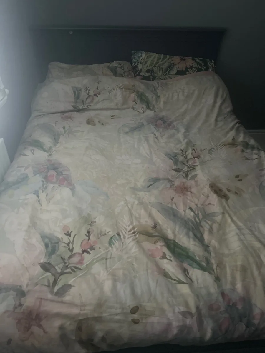 Bedroom set - Image 2