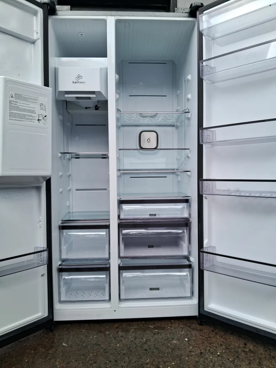EX DISPLAY BRAND NEW AMERICAN FRIDGE AND FREEZER - Image 2