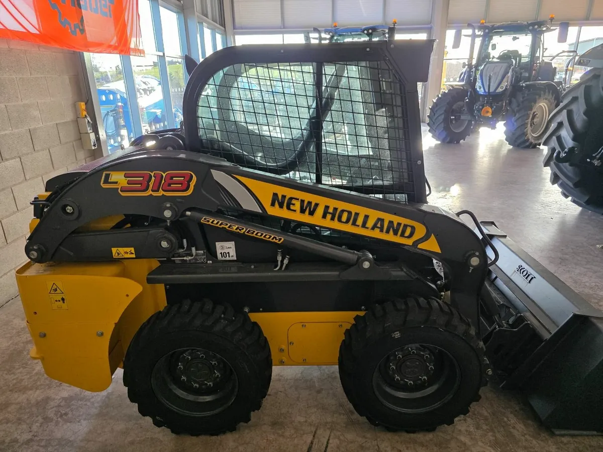 New Holland L318 Skid Steer BRAND NEW - Image 2