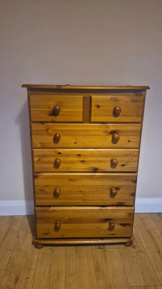 Chest of drawers - Image 1