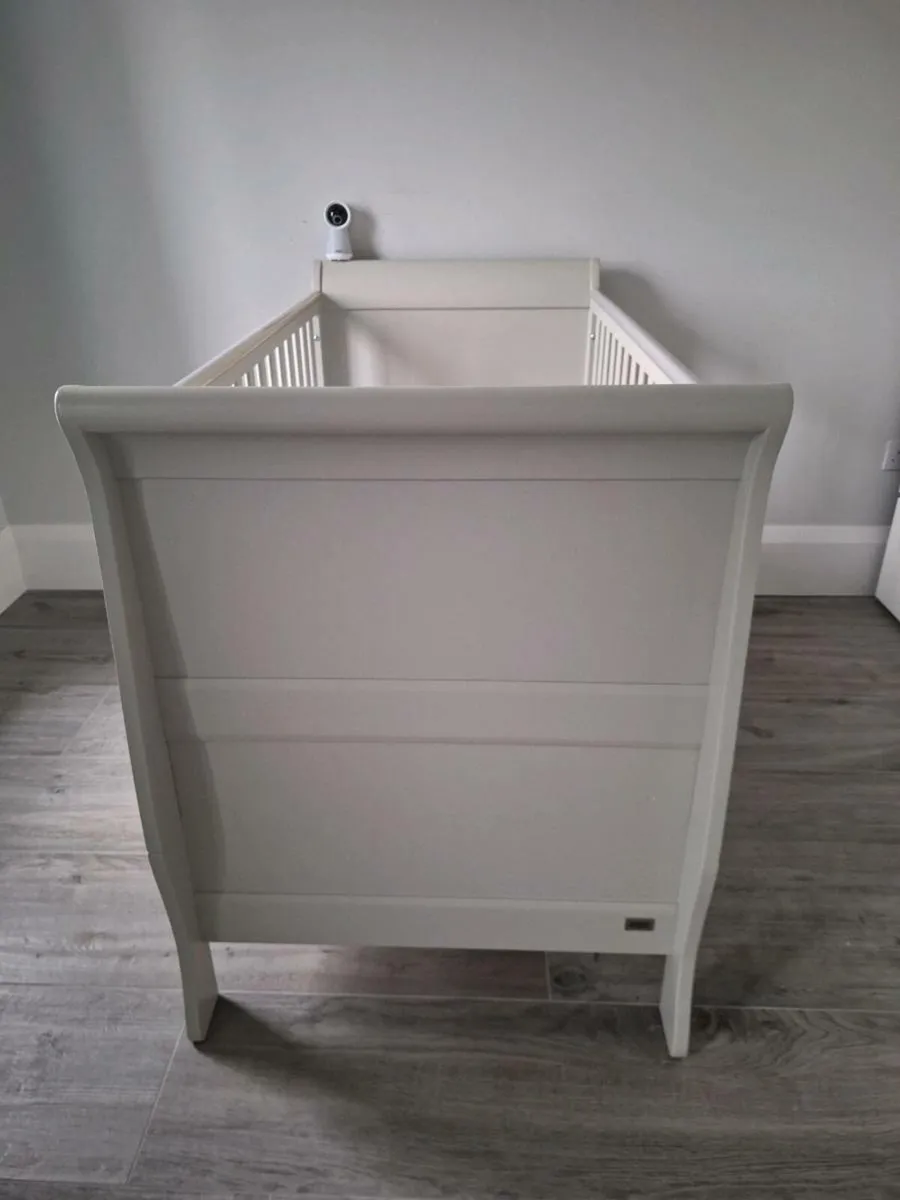 Mamas & Papas Mia Sleigh Cot Bed - Image 2