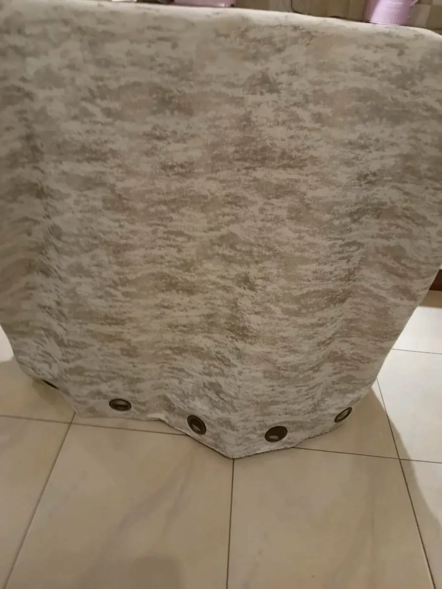 PAUL COSTELLO CURTAINS NEW - Image 2