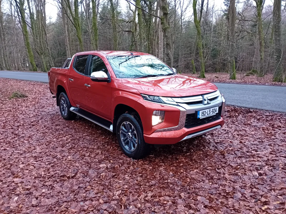 191 MITSUBISHI  L200, 2.3 DID INTENSE 4X4 6 SPEED - Image 3