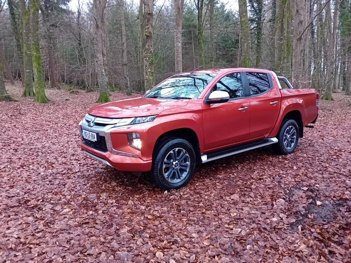 191 MITSUBISHI  L200, 2.3 DID INTENSE 4X4 6 SPEED - Image 1