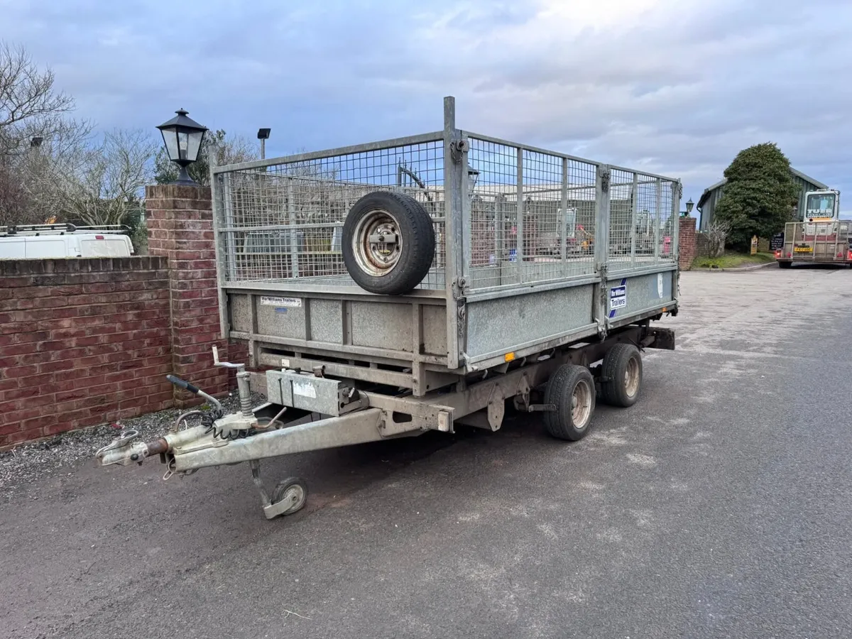 10ft Ifor Williams tipping trailer with mesh sides