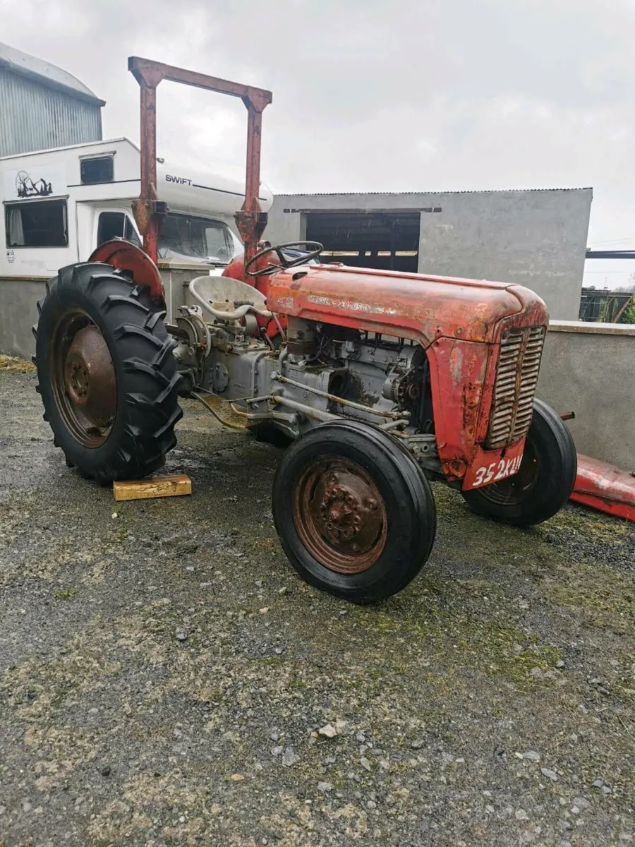 Massey Ferguson 35 - Image 1