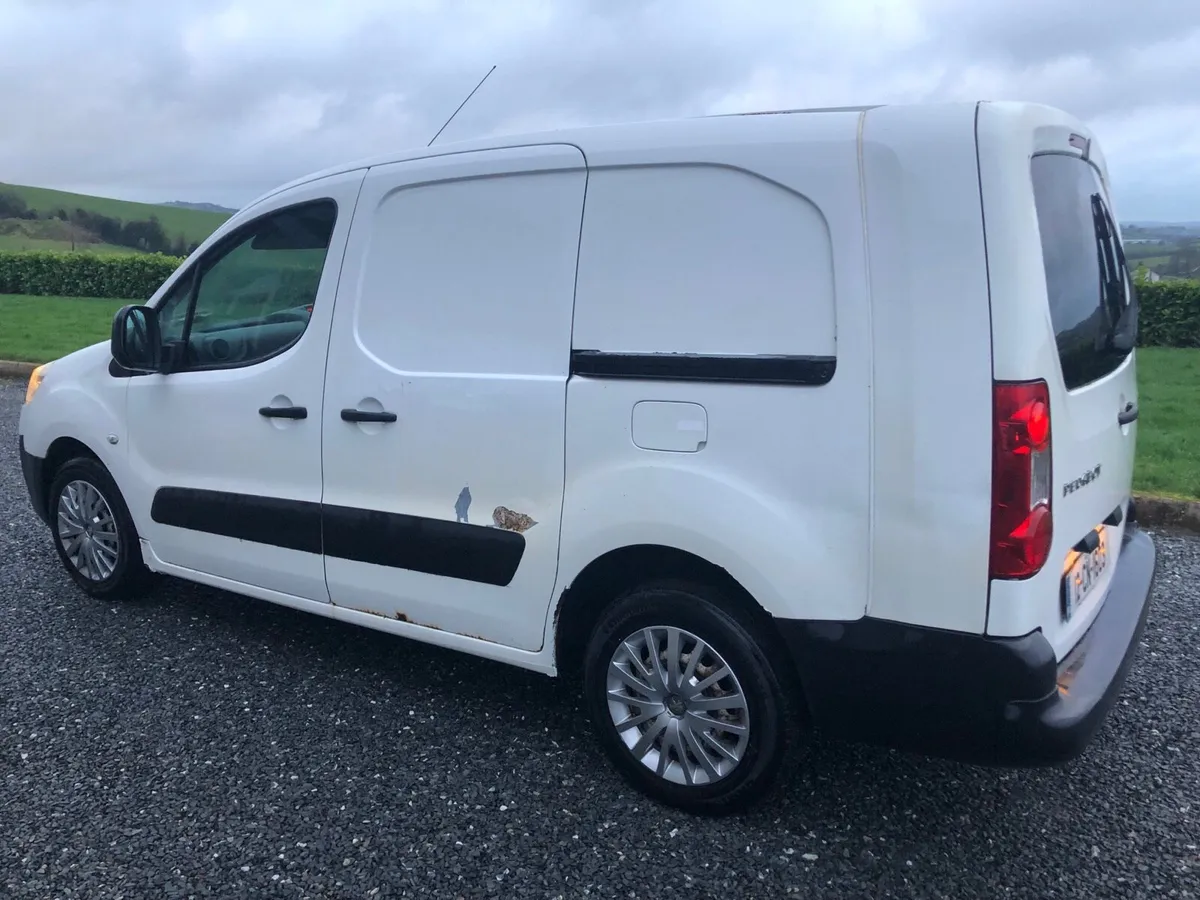 Peugeot Partner Crew Cab - Image 3