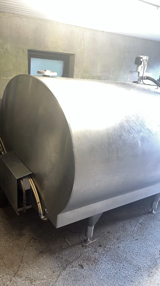 4500L Liscarroll Static Milk Tank - Image 2