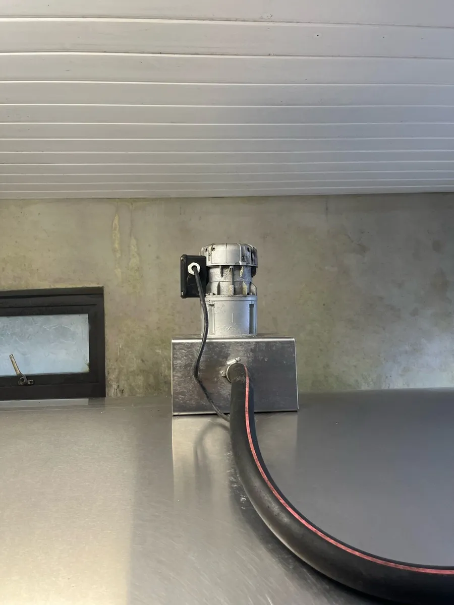 4500L Liscarroll Static Milk Tank - Image 3