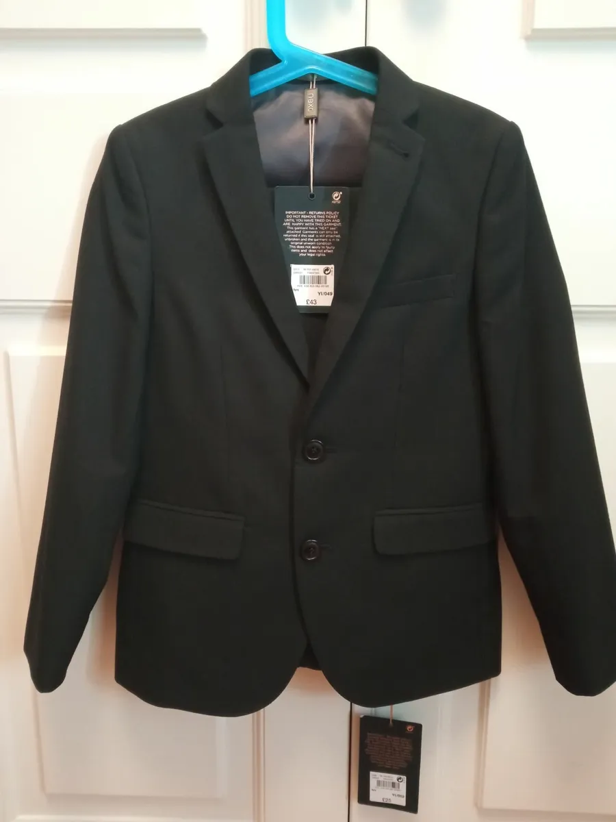 Boys Suit in Black NEW - Image 1