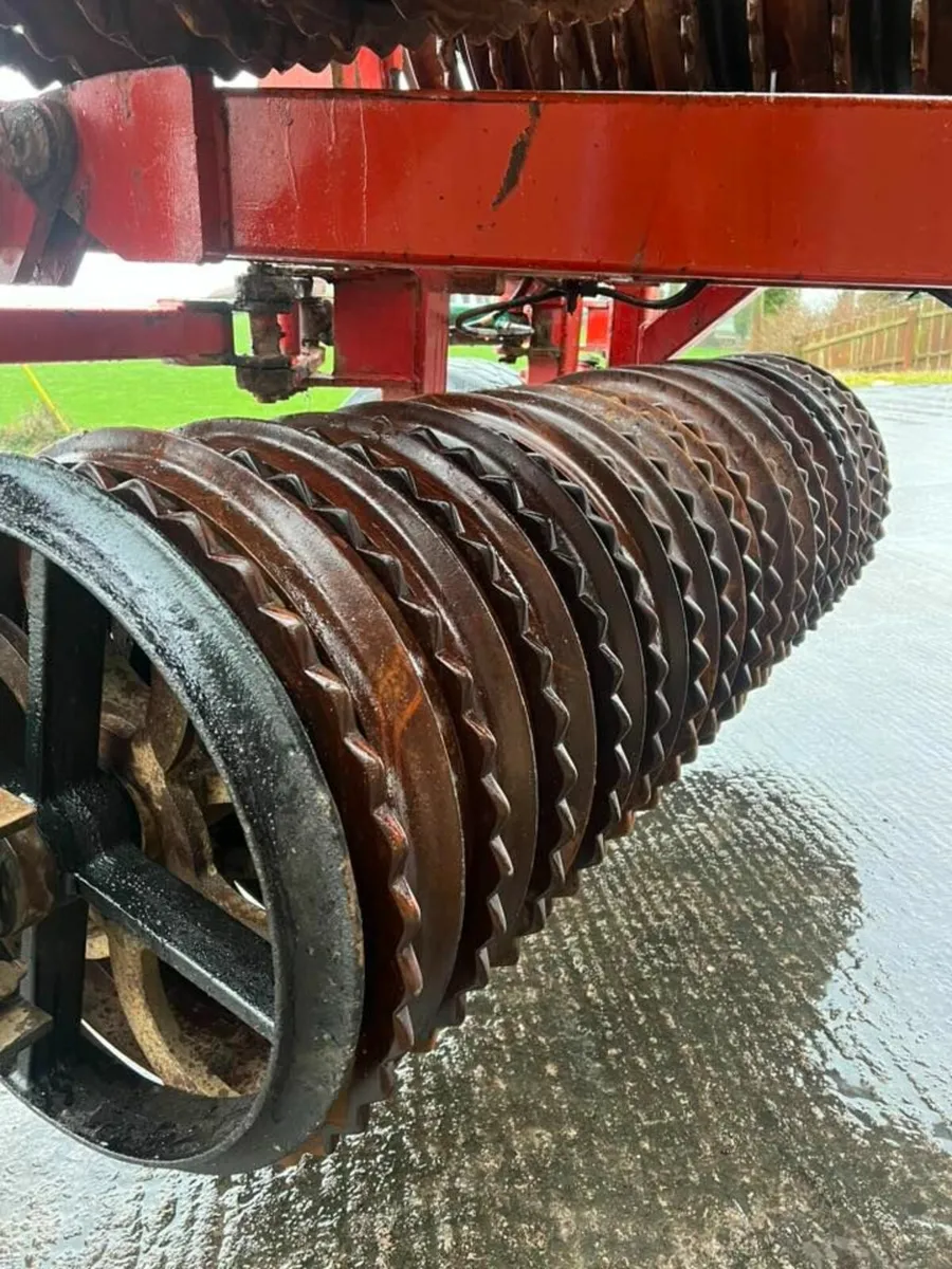 Kverneland 6.3m Rolls - Image 3