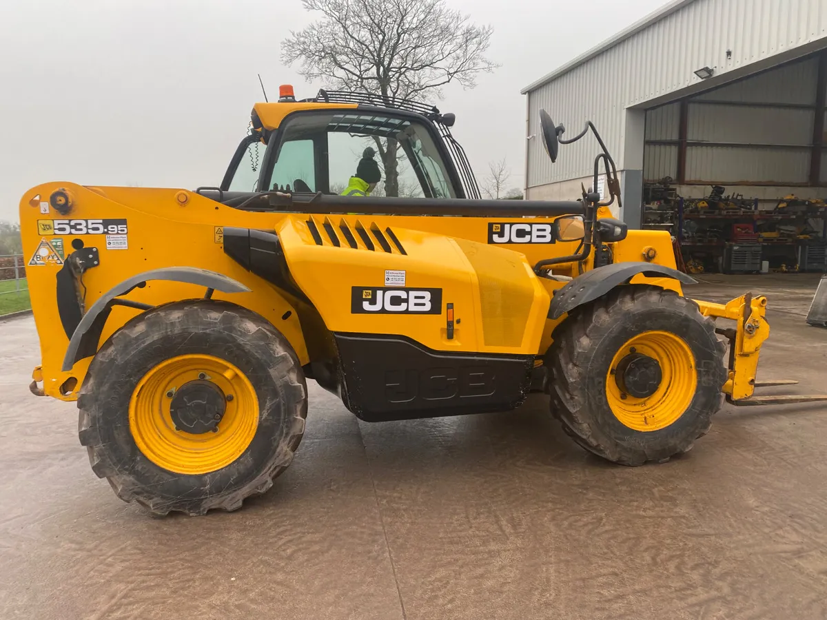 2020 JCB 535-95 - Image 1