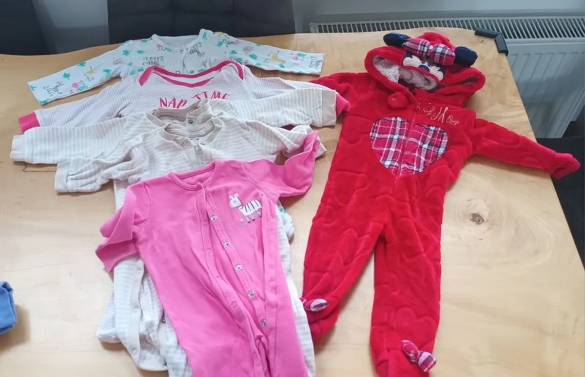 Baby girl clothes bundle 6-9 months - Image 4