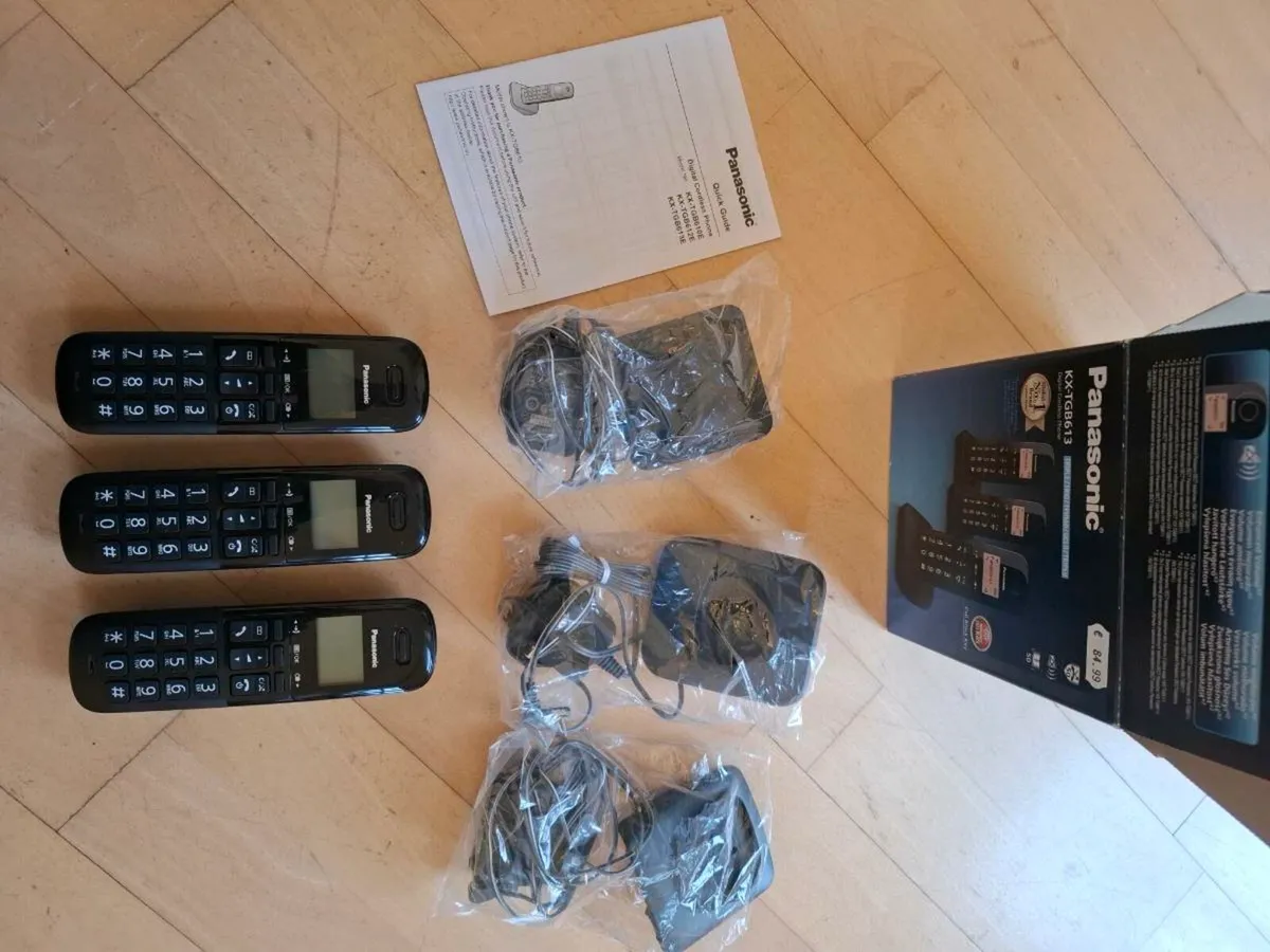 Panasonic Phone Handset trio in box - Image 2
