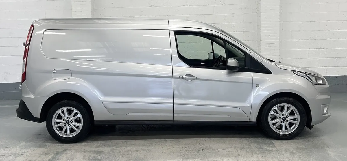 2022 Ford Transit Connect Panel Van - Image 3