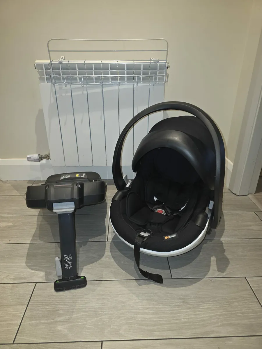 IMMACULATE Uppababy Vista V2, car seat isofix incl - Image 3
