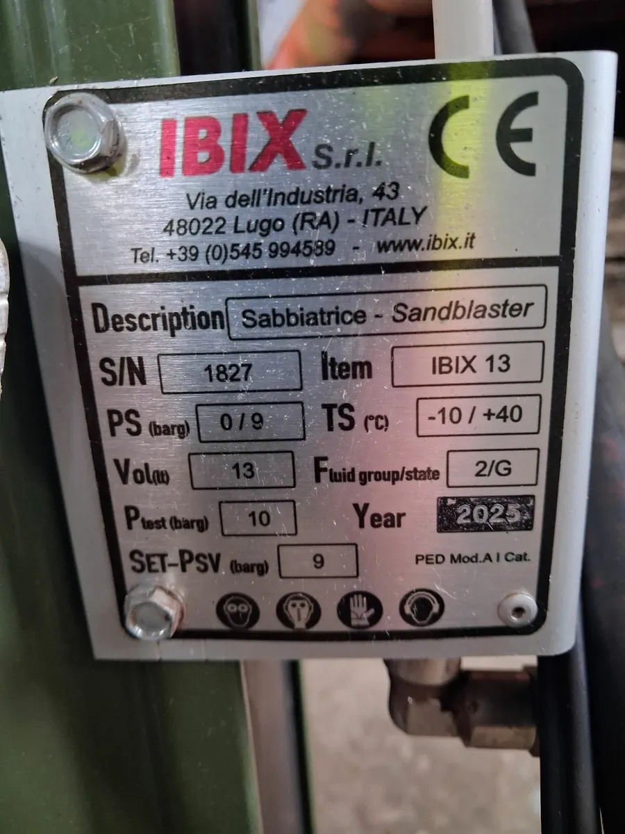 IBIX 13 Sand Blasting Pot - Image 2