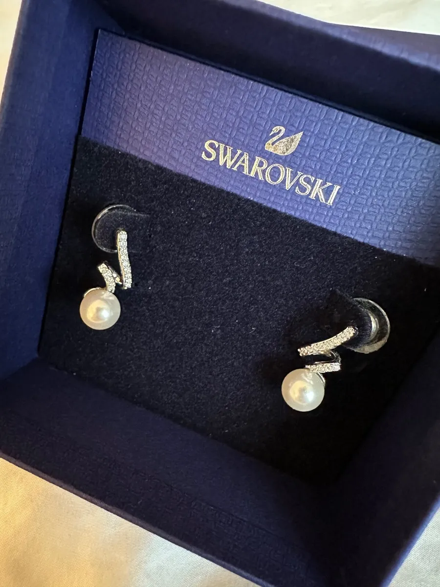 Brand new Swarovski Earrings - Image 3